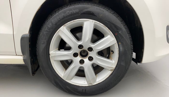 2010 Volkswagen Polo HIGHLINE1.2L, Petrol, Manual, 75,633 km, Right Front Wheel