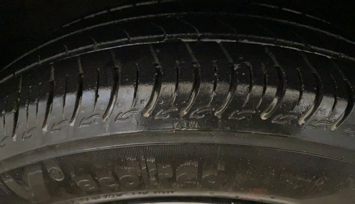 2021 Maruti S PRESSO VXI PLUS AMT, Petrol, Automatic, 35,149 km, Left Front Tyre Tread