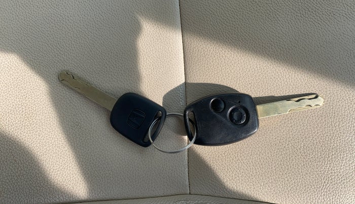 2013 Honda City 1.5L I-VTEC S MT, Petrol, Manual, 75,609 km, Key Close Up