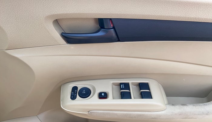 2013 Honda City 1.5L I-VTEC S MT, Petrol, Manual, 75,609 km, Driver Side Door Panels Control