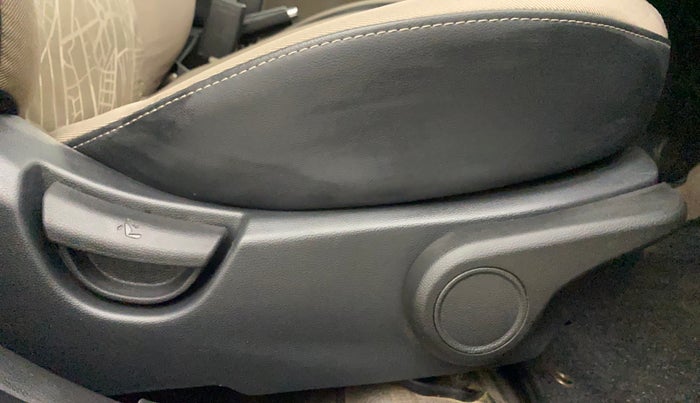 2015 Hyundai Xcent S 1.2, Petrol, Manual, 81,037 km, Driver Side Adjustment Panel