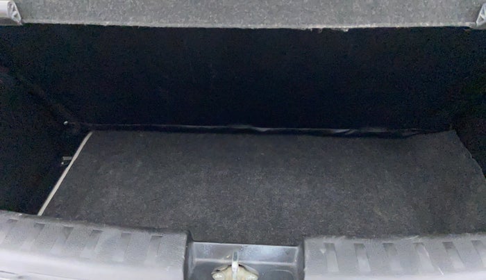 2014 Maruti Swift ZXI D, Petrol, Manual, 18,865 km, Boot Inside