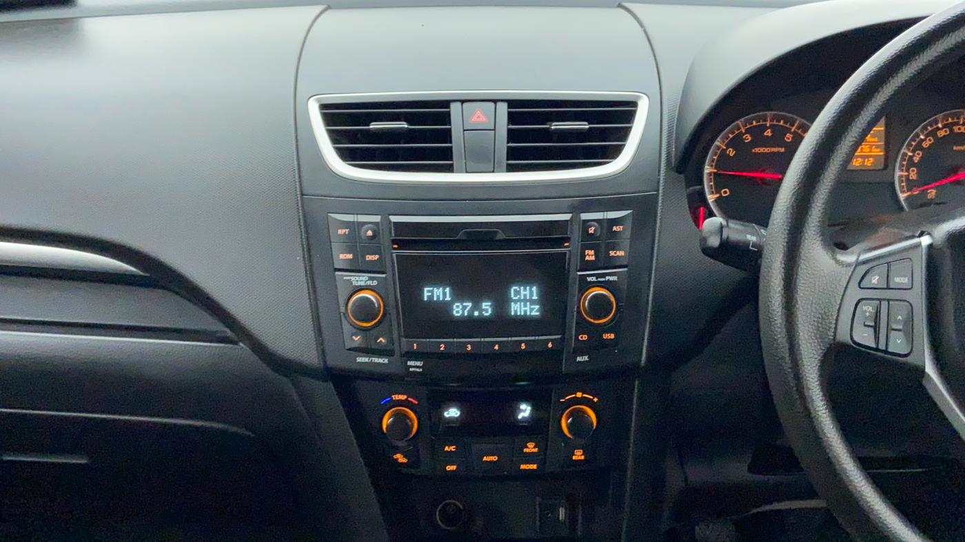 2014 Maruti Swift ZXI D, Petrol, Manual, 18,865 km, Air Conditioner