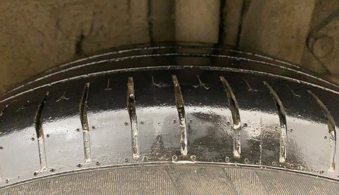 2019 Hyundai Elite i20 MAGNA PLUS 1.2, Petrol, Manual, 67,495 km, Left Rear Tyre Tread