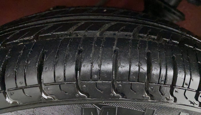 2012 Maruti Alto LXI, Petrol, Manual, 5,635 km, Right Rear Tyre Tread