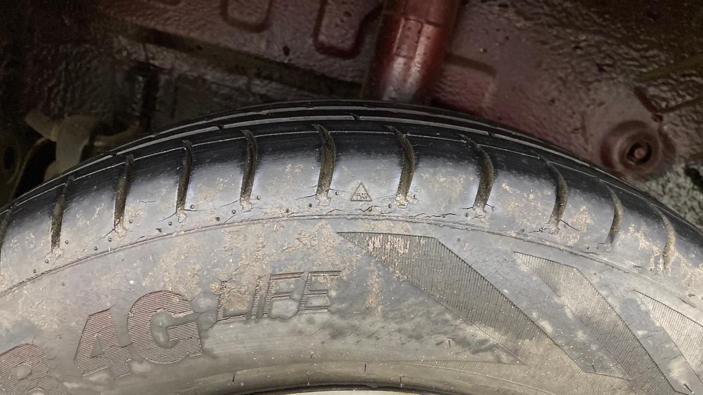 2015 Maruti Celerio VXI CNG, CNG, Manual, 59,551 km, Right Rear Tyre Tread