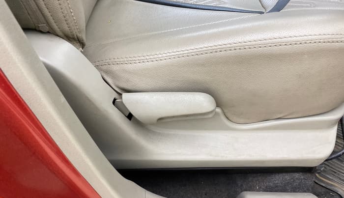 2015 Maruti Celerio VXI CNG, CNG, Manual, 59,551 km, Driver Side Adjustment Panel