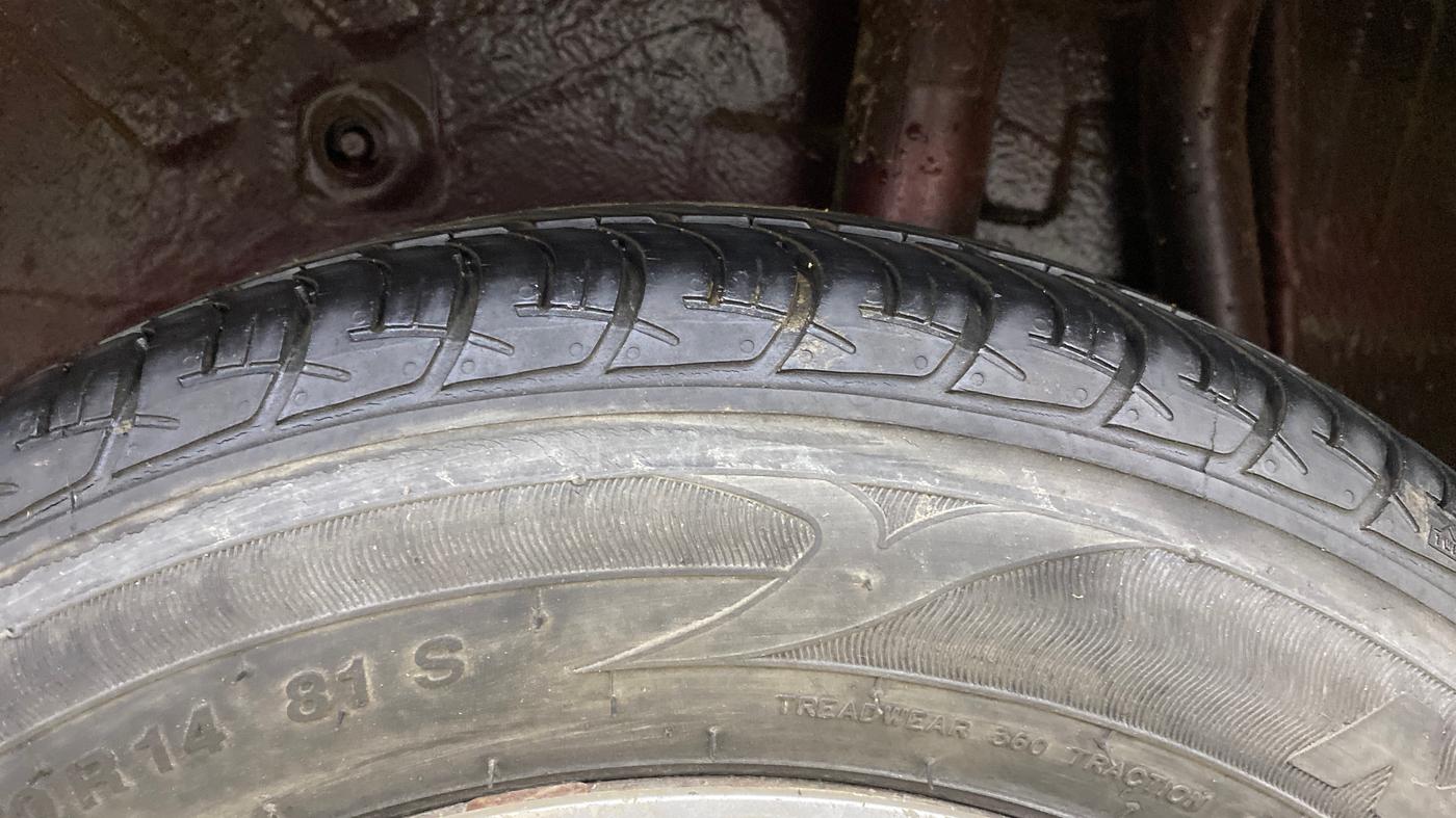 2015 Maruti Celerio VXI CNG, CNG, Manual, 59,551 km, Left Rear Tyre Tread
