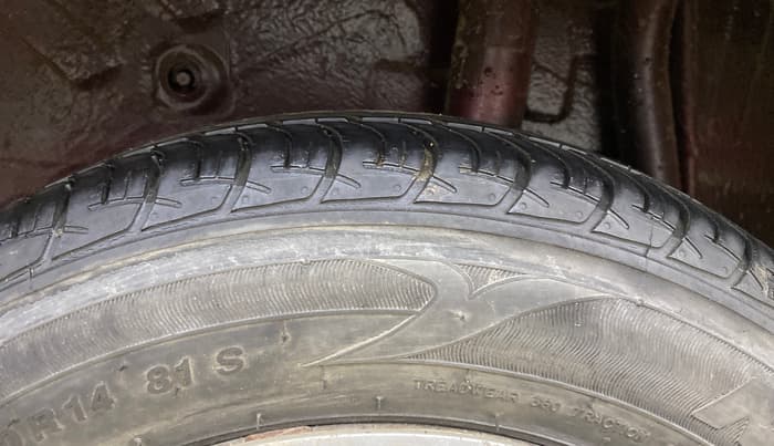 2015 Maruti Celerio VXI CNG, CNG, Manual, 59,551 km, Left Rear Tyre Tread