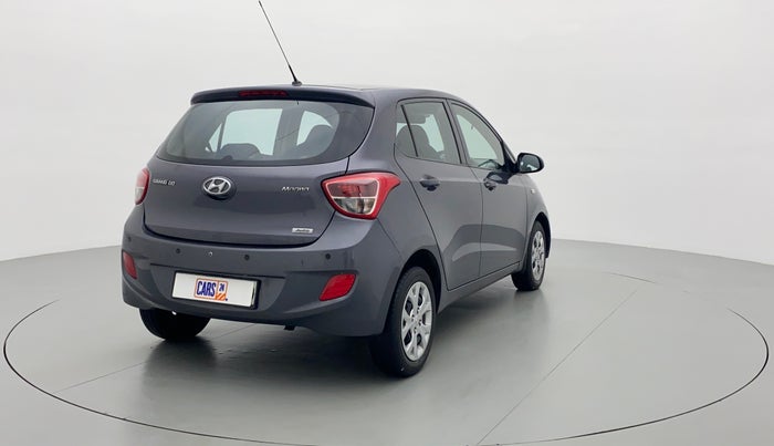 2016 Hyundai Grand i10 Magna 1.2 AT  VTVT, Petrol, Automatic, 40,053 km, Right Back Diagonal