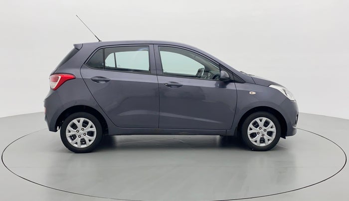2016 Hyundai Grand i10 Magna 1.2 AT  VTVT, Petrol, Automatic, 40,053 km, Right Side View