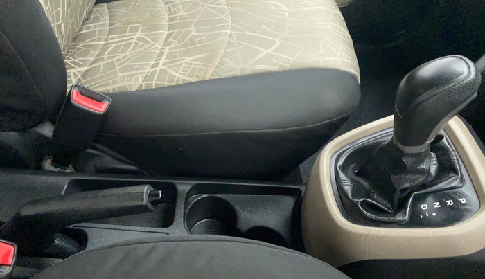 2016 Hyundai Grand i10 Magna 1.2 AT  VTVT, Petrol, Automatic, 40,053 km, Gear Lever