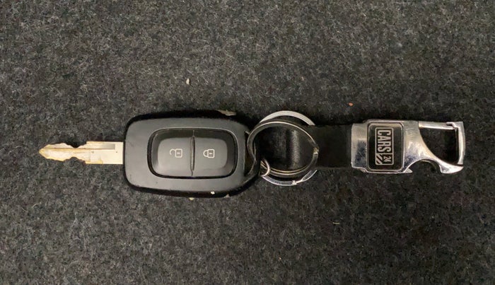 2021 Datsun Redi Go T(O) 1.0 AMT, Petrol, Automatic, 8,466 km, Key Close Up