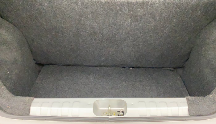 2021 Datsun Redi Go T(O) 1.0 AMT, Petrol, Automatic, 8,466 km, Boot Inside