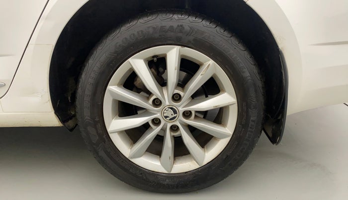 2016 Skoda Octavia 2.0 TDI CR STYLE PLUS AT, Diesel, Automatic, 48,045 km, Left Rear Wheel