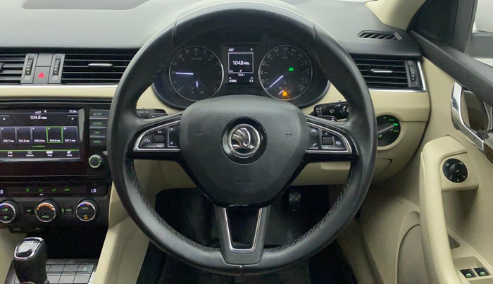 2016 Skoda Octavia 2.0 TDI CR STYLE PLUS AT, Diesel, Automatic, 48,045 km, Steering Wheel Close Up