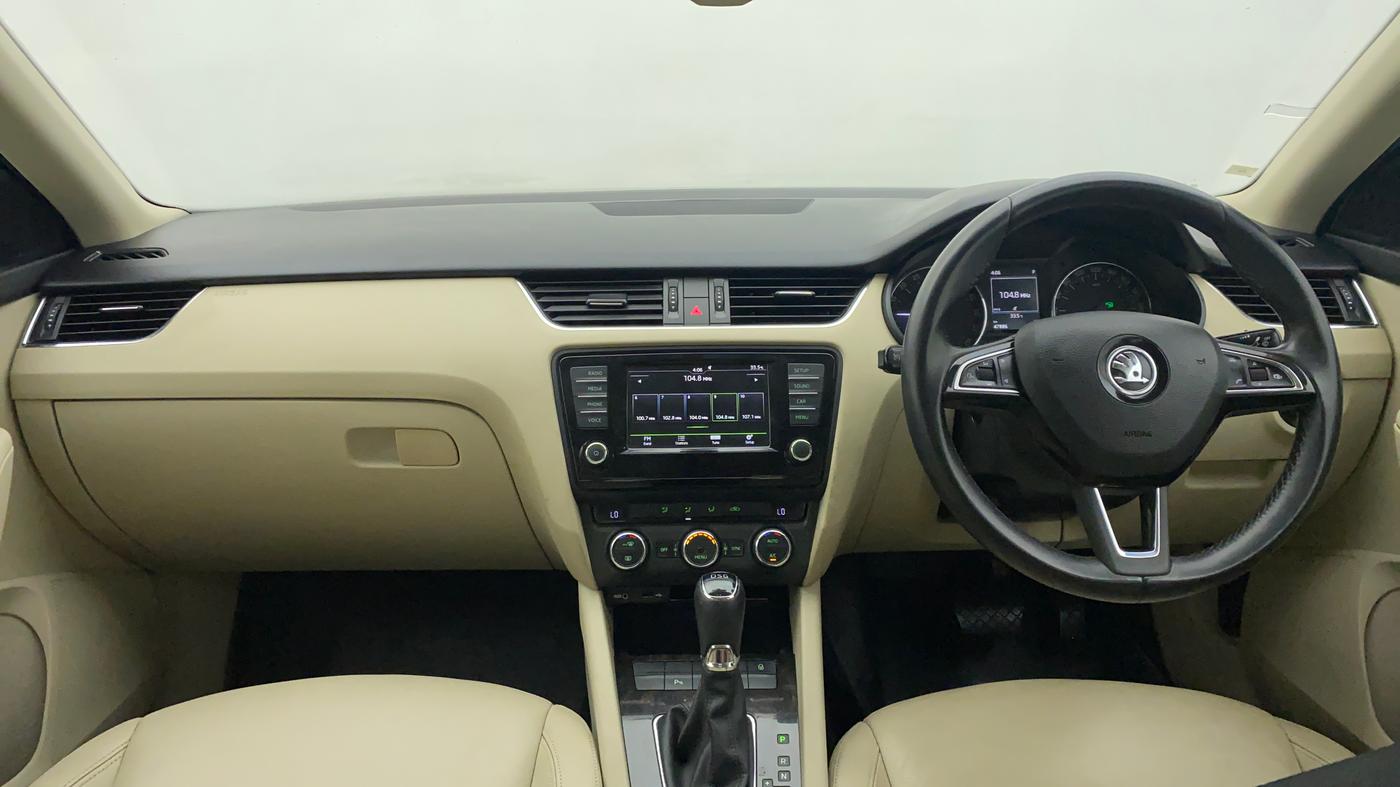 2016 Skoda Octavia 2.0 TDI CR STYLE PLUS AT, Diesel, Automatic, 48,045 km, Dashboard