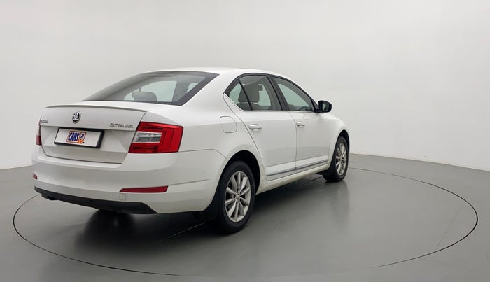 2016 Skoda Octavia 2.0 TDI CR STYLE PLUS AT, Diesel, Automatic, 48,045 km, Right Back Diagonal