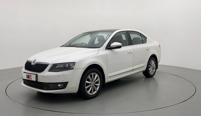 2016 Skoda Octavia 2.0 TDI CR STYLE PLUS AT, Diesel, Automatic, 48,045 km, Left Front Diagonal