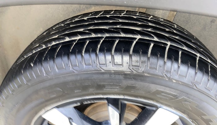 2020 MG HECTOR SHARP 1.5 DCT PETROL, Petrol, Automatic, 63,826 km, Left Rear Tyre Tread