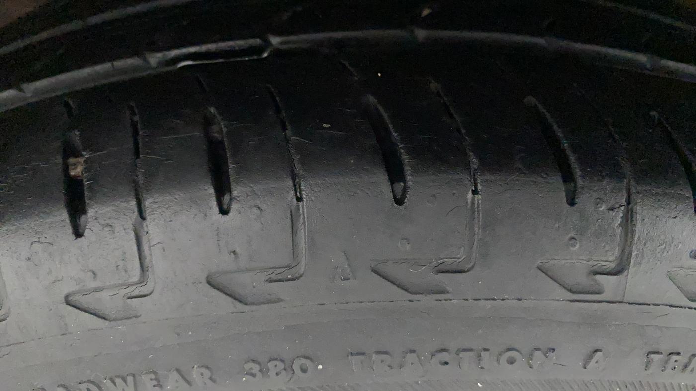 2015 Honda City 1.5L I-VTEC SV CVT, Petrol, Automatic, 82,483 km, Right Rear Tyre Tread