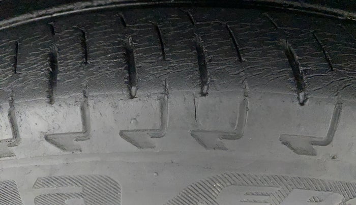 2015 Honda City 1.5L I-VTEC SV CVT, Petrol, Automatic, 82,483 km, Left Front Tyre Tread