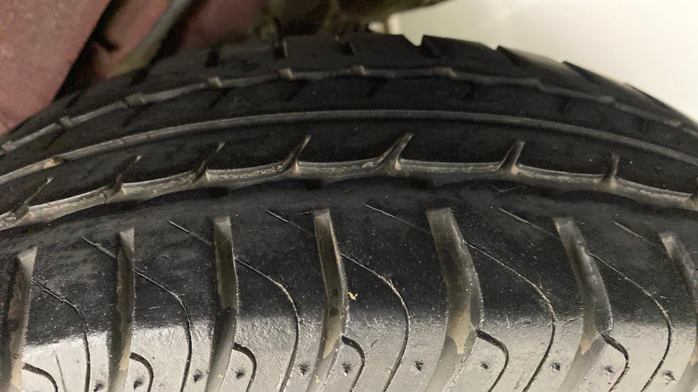 2011 Hyundai Santro Xing GL, Petrol, Manual, 83,915 km, Left Rear Tyre Tread