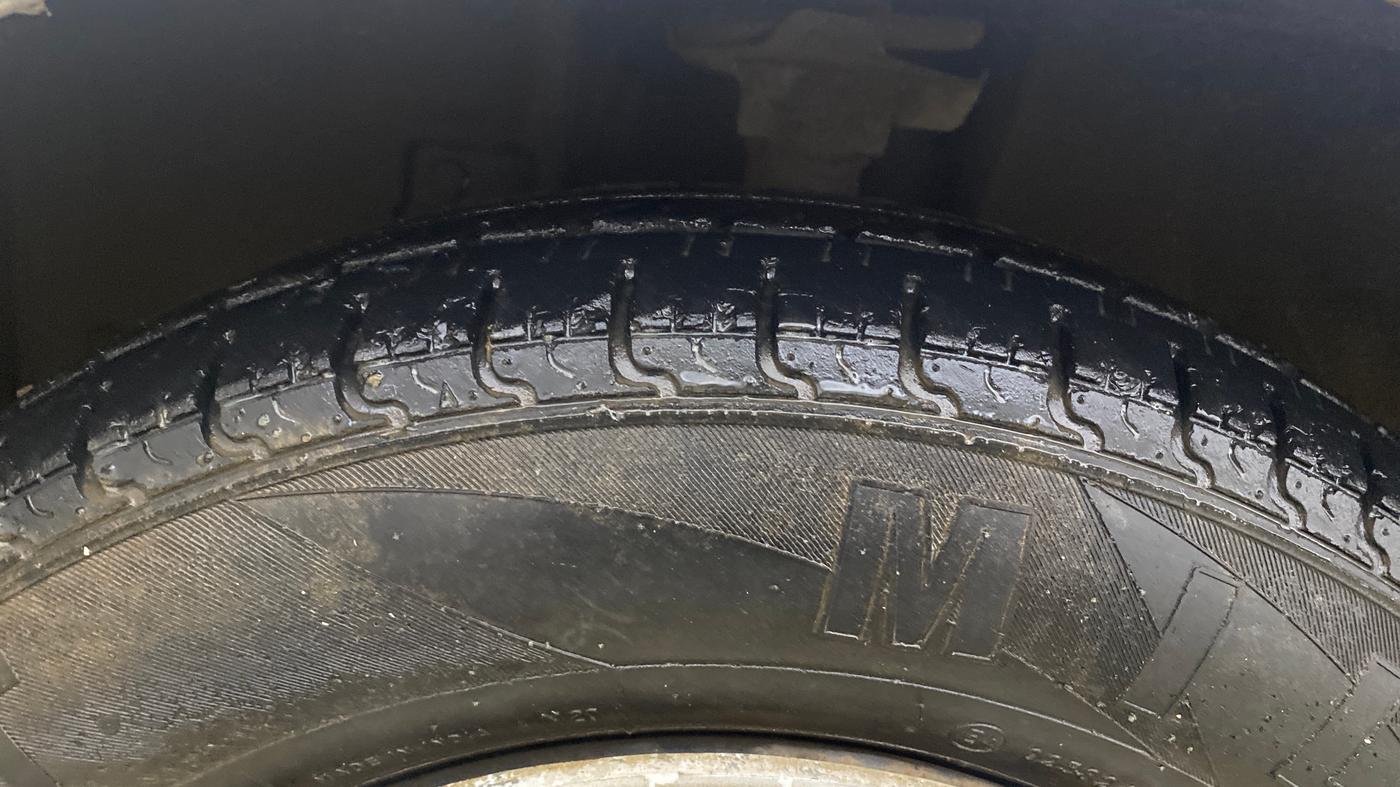 2018 Datsun Redi Go GOLD LIMITED EDITION, Petrol, Manual, 20,282 km, Left Front Tyre Tread