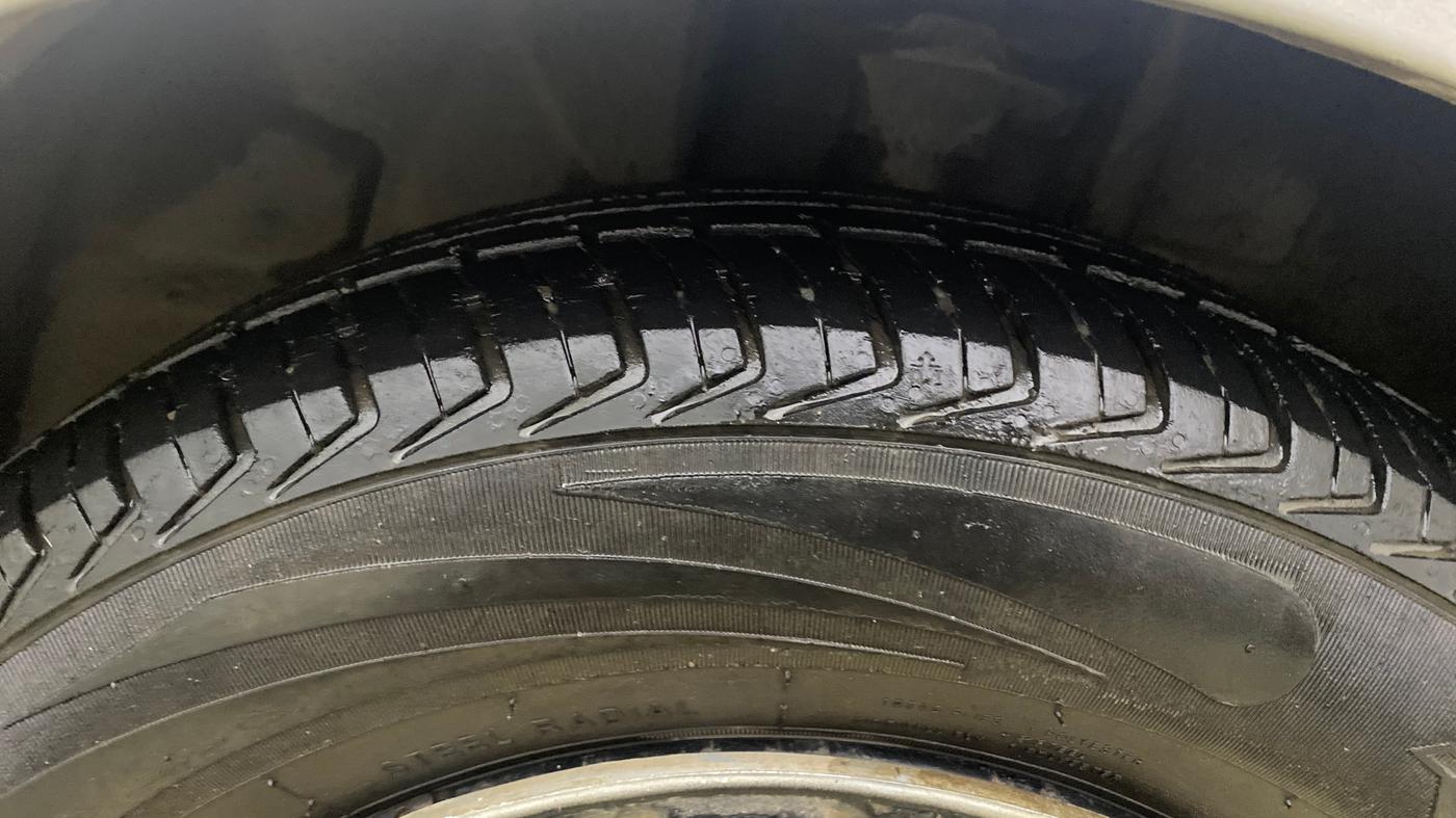 2018 Datsun Redi Go GOLD LIMITED EDITION, Petrol, Manual, 20,282 km, Right Front Tyre Tread