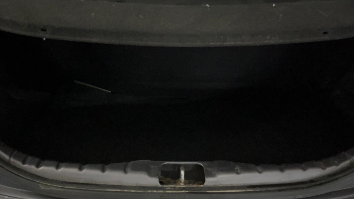 2015 Hyundai Eon SPORTZ, Petrol, Manual, 58,654 km, Boot Inside