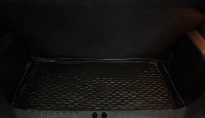 2021 Ford FREESTYLE TITANIUM 1.2 PETROL, Petrol, Manual, 74,126 km, Boot Inside