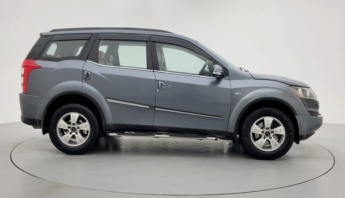 2013 Mahindra XUV500 W8 FWD, Diesel, Manual, 61,014 km, Right Side View