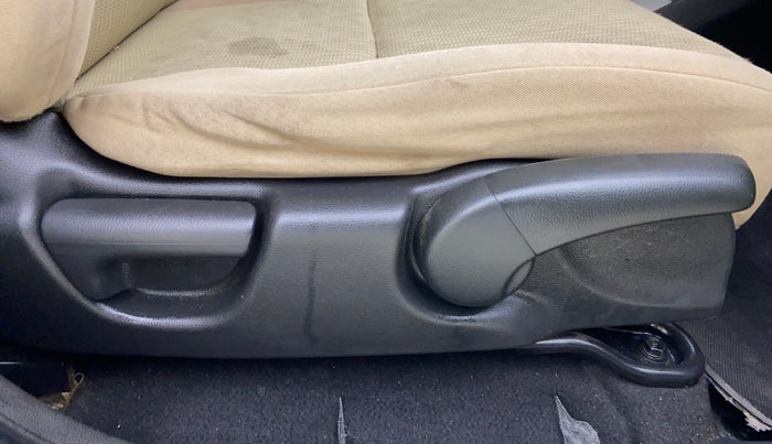 2017 Honda Jazz 1.2L I-VTEC V AT, Petrol, Automatic, 48,856 km, Driver Side Adjustment Panel