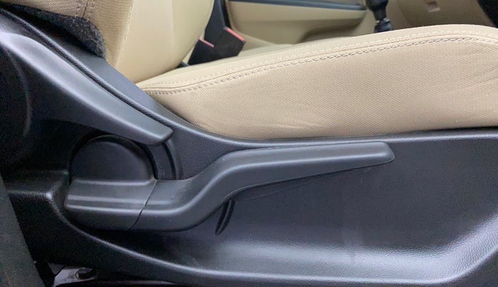 2022 Honda Amaze 1.2L I-VTEC VX, Petrol, Manual, 3,251 km, Driver Side Adjustment Panel
