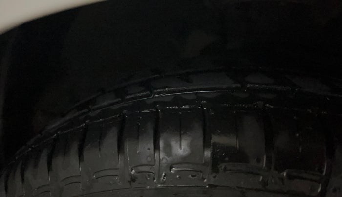 2020 Hyundai GRAND I10 NIOS MAGNA 1.2 KAPPA VTVT, Petrol, Manual, 31,254 km, Right Front Tyre Tread