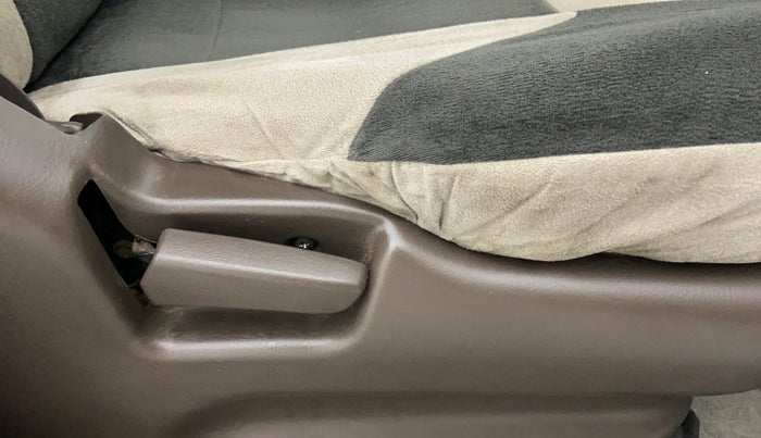 2011 Maruti Zen Estilo LXI, Petrol, Manual, 22,851 km, Driver Side Adjustment Panel