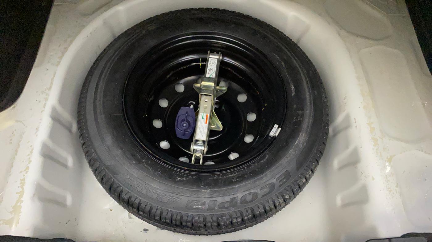 2019 Maruti Dzire ZXI, Petrol, Manual, 34,572 km, Spare Tyre