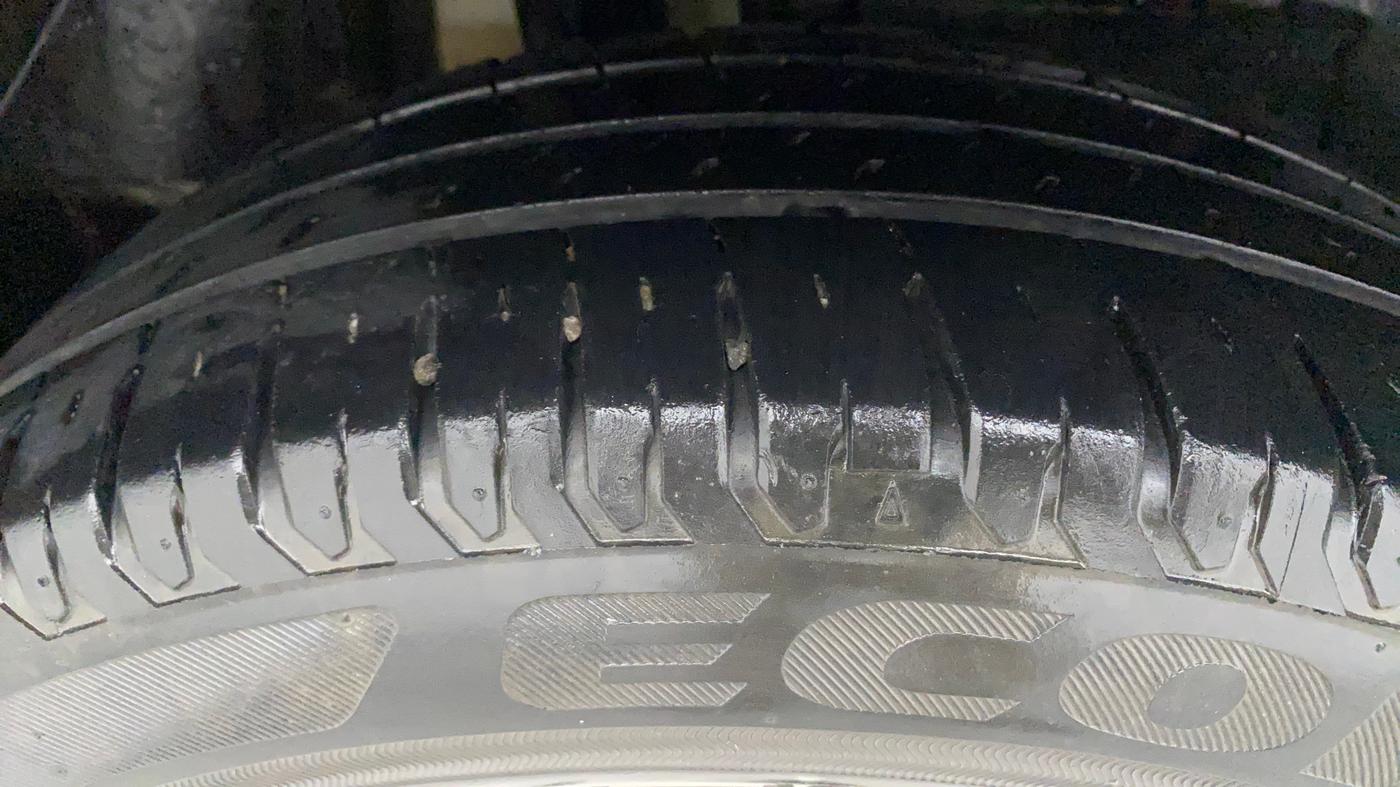 2019 Maruti Dzire ZXI, Petrol, Manual, 34,572 km, Right Rear Tyre Tread