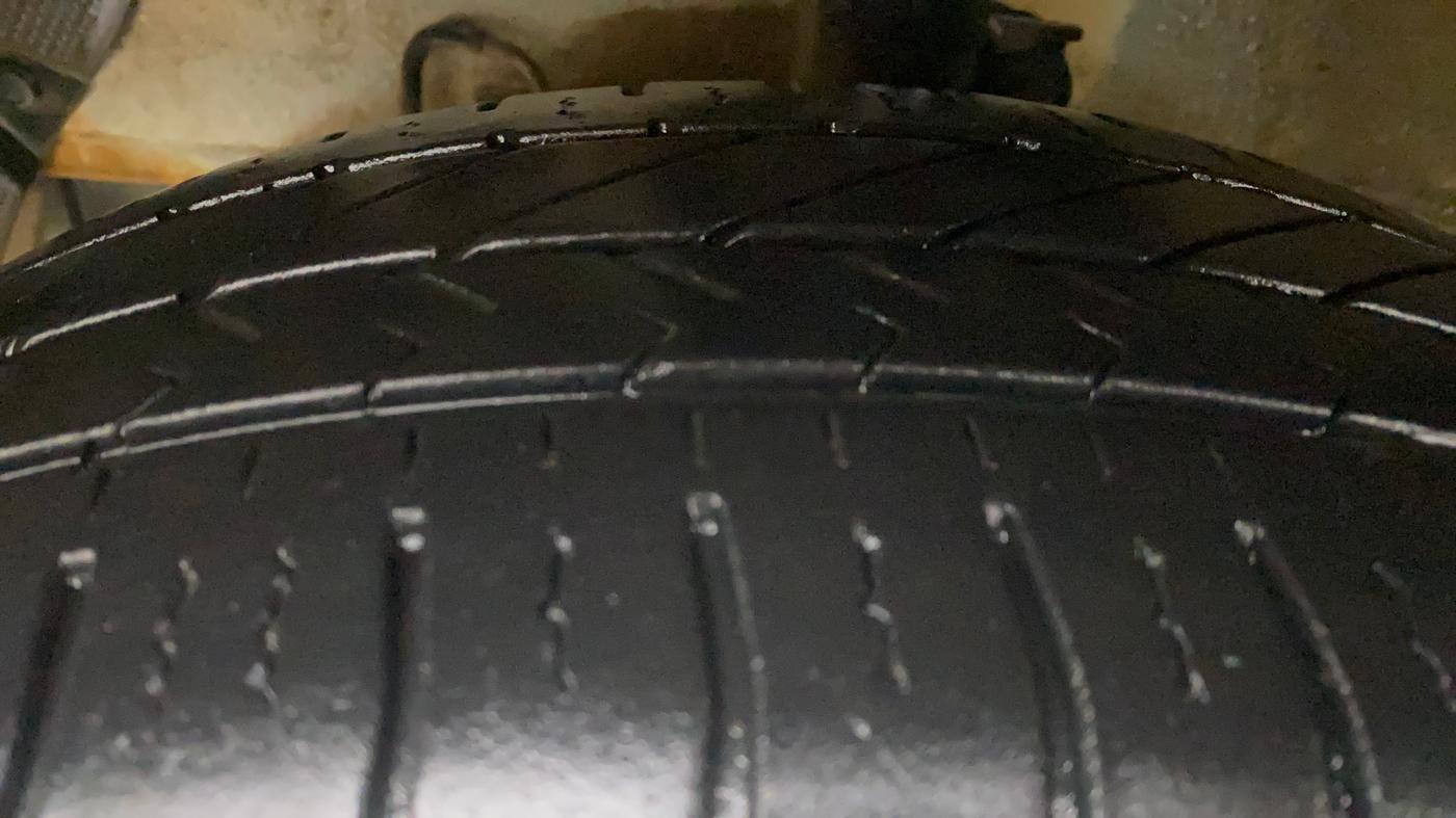 2017 Hyundai Xcent E, Petrol, Manual, 57,535 km, Left Front Tyre Tread
