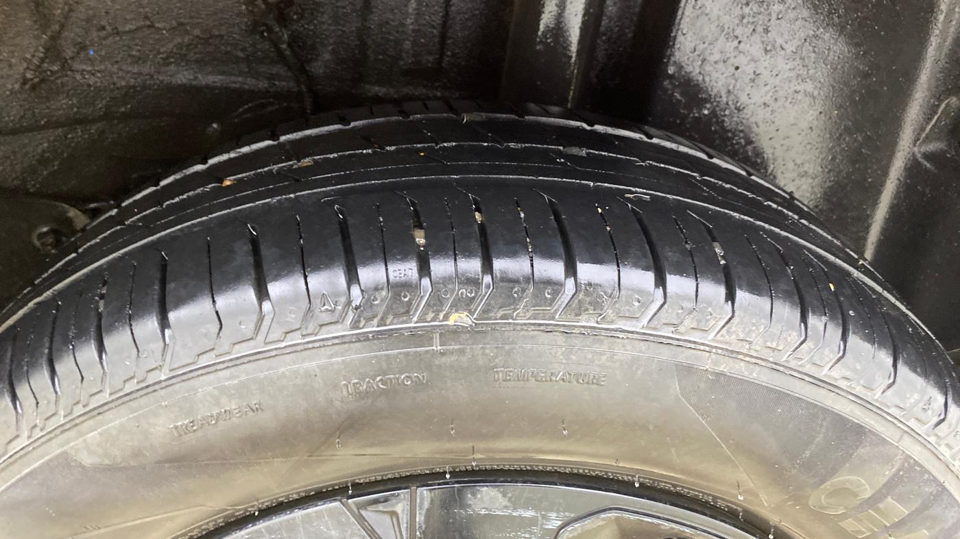 2022 Tata PUNCH ADVENTURE MT, Petrol, Manual, 45,108 km, Left Rear Tyre Tread