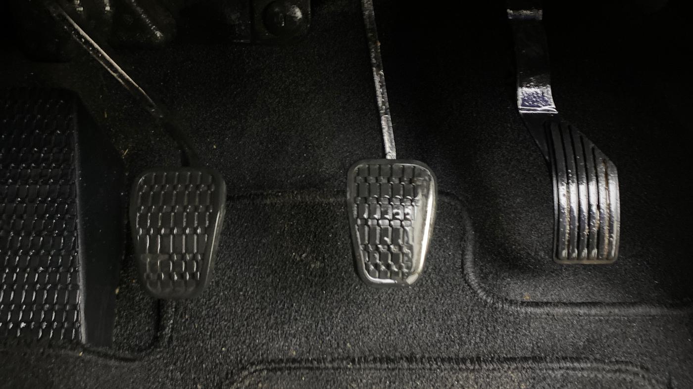 2022 Tata PUNCH ADVENTURE MT, Petrol, Manual, 45,108 km, Pedals