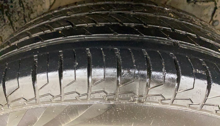 2021 Toyota URBAN CRUISER PREMIUM GRADE MT, Petrol, Manual, 86,267 km, Right Front Tyre Tread