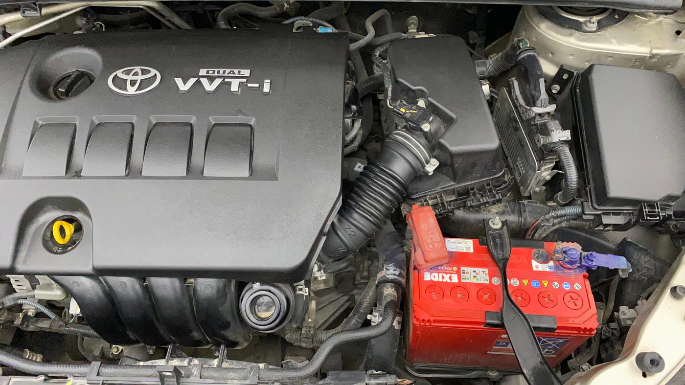 2014 Toyota Corolla Altis GL PETROL, Petrol, Manual, 39,388 km, Engine View - Left