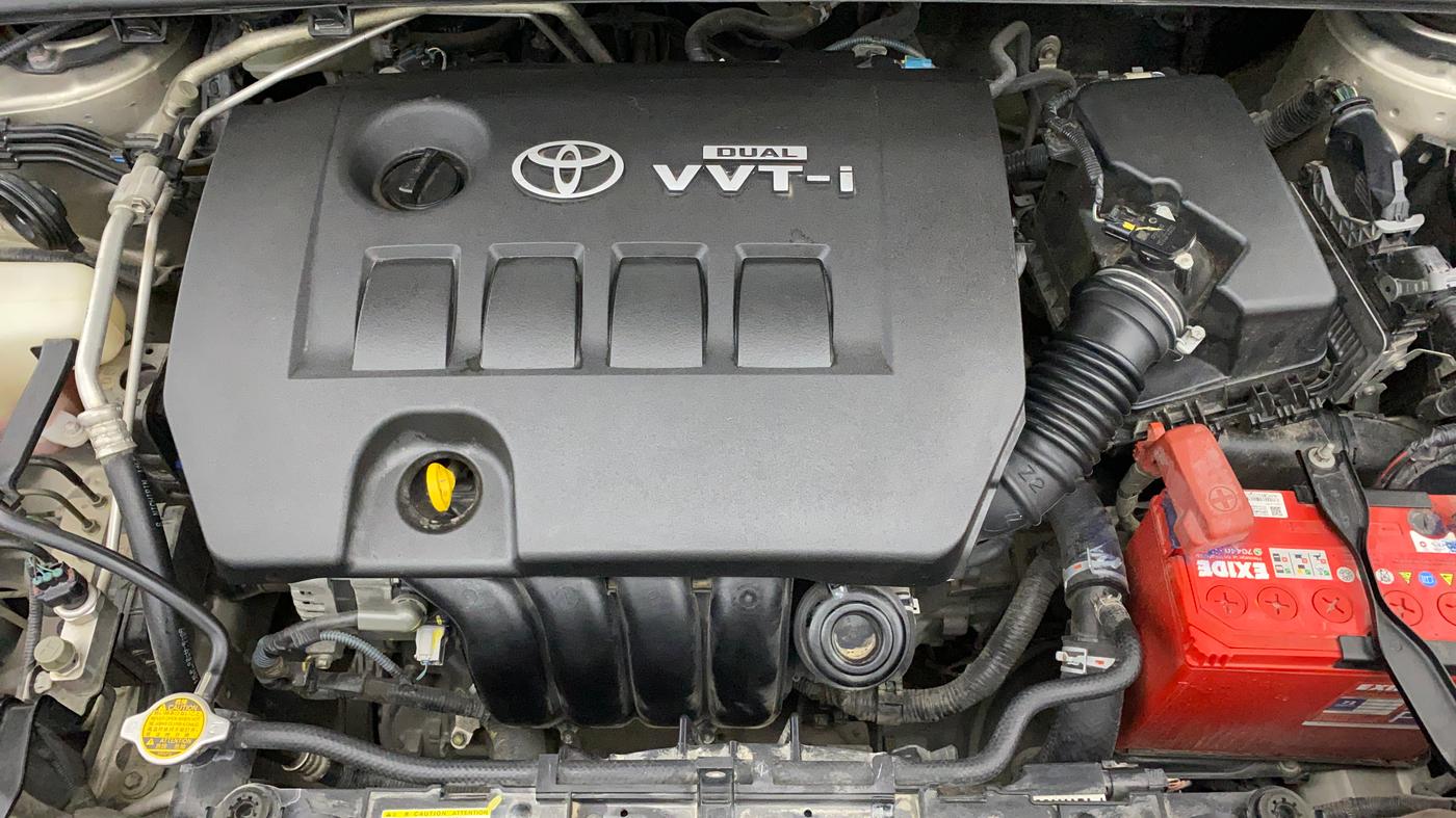 2014 Toyota Corolla Altis GL PETROL, Petrol, Manual, 39,388 km, Engine View