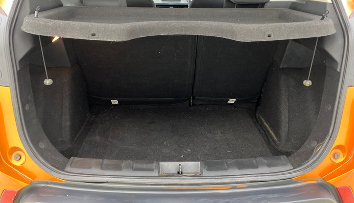 2018 Tata NEXON XZA PLUS DIESEL, Diesel, Automatic, 1,06,214 km, Boot Inside