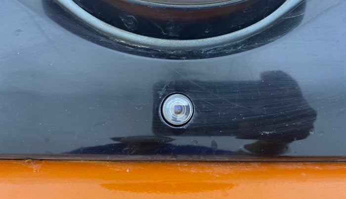 2018 Tata NEXON XZA PLUS DIESEL, Diesel, Automatic, 1,06,214 km, Parking Camera