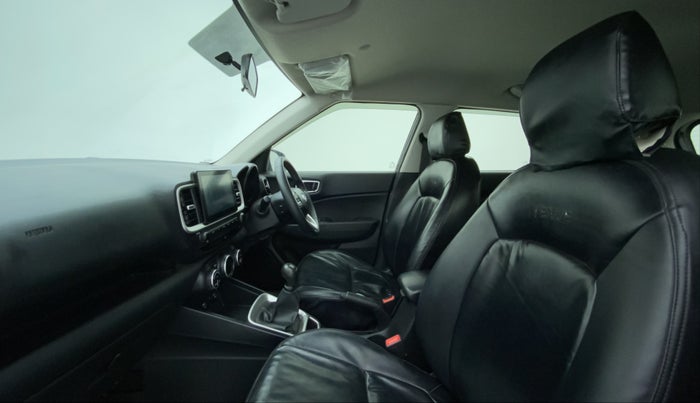 2021 Hyundai VENUE S+ 1.2, Petrol, Manual, 26,508 km, Right Side Front Door Cabin