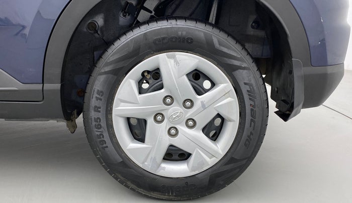 2021 Hyundai VENUE S+ 1.2, Petrol, Manual, 26,508 km, Left Rear Wheel