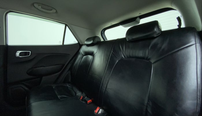2021 Hyundai VENUE S+ 1.2, Petrol, Manual, 26,508 km, Right Side Rear Door Cabin