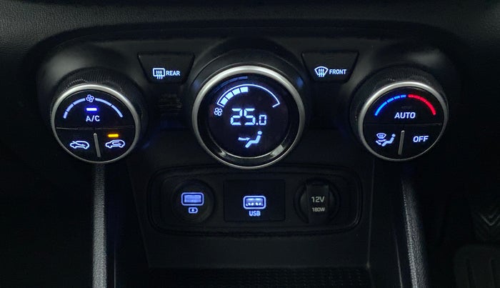 2021 Hyundai VENUE S+ 1.2, Petrol, Manual, 26,508 km, Automatic Climate Control
